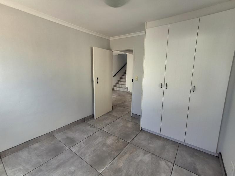 To Let 3 Bedroom Property for Rent in Lampiesbaai Western Cape